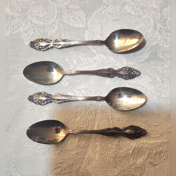 Vintage Rogers & Bros Oneida Demitasse teaspoons set of 4 - Picture 1 of 6